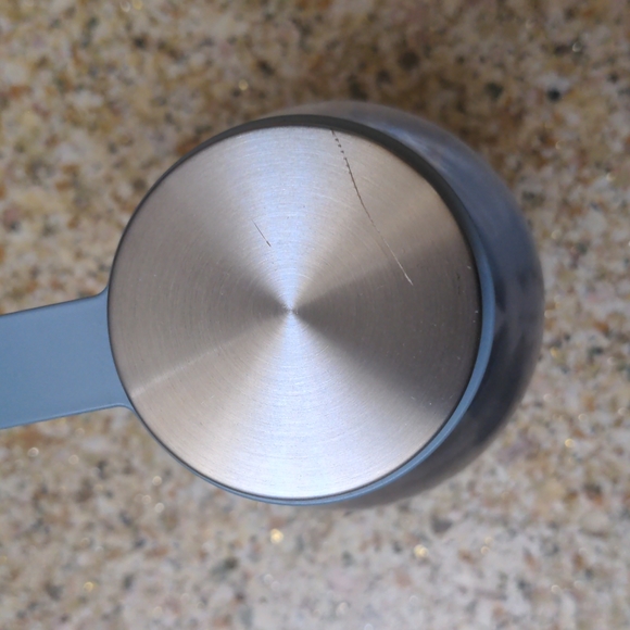 🚨LAST ONE🚨 In Blue Color - Has a Scratch - Doggie & Me Water Bottle Bowl Combo - Picture 2 of 10